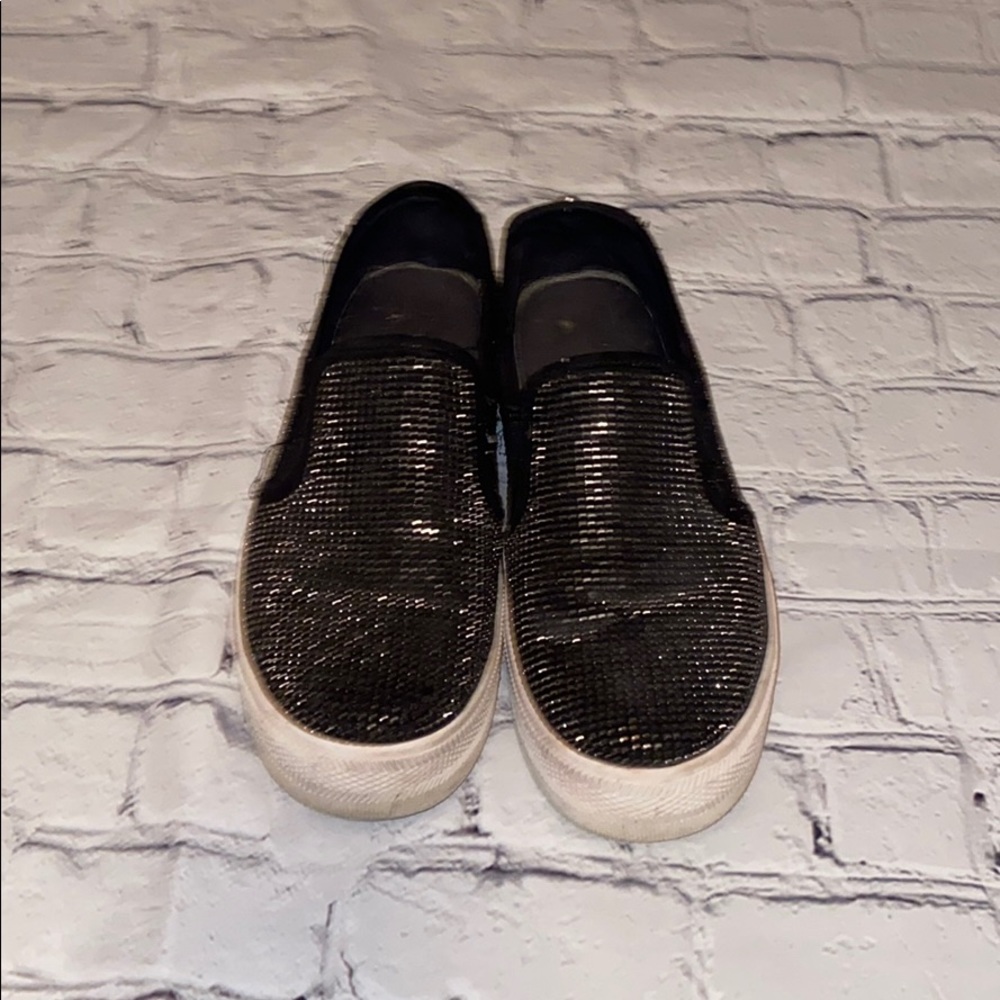 Guess slip in gym shoes